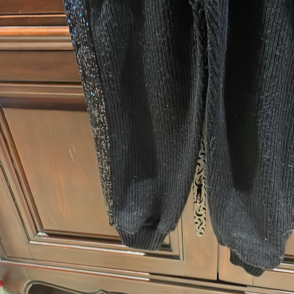 Inc international concepts black sweater and sequin joggers size large - Picture 5 of 13